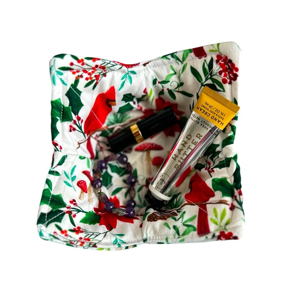 HAND CRAFTED Colorful Cotton Fabric Red Cardinals Fabric Trinket Basket Bowl